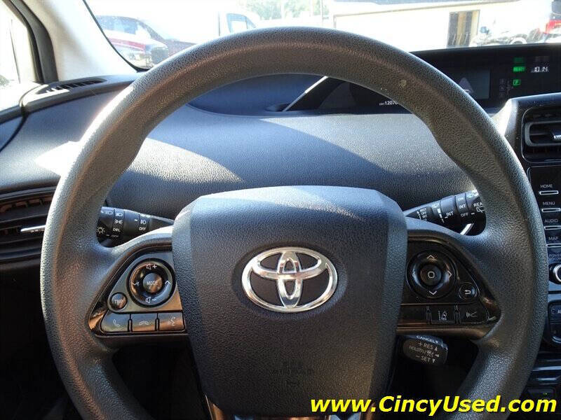 2020 Toyota Prius LE AWD-e