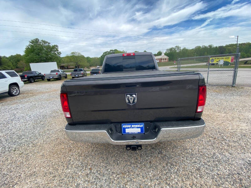 2016 RAM 1500 SLT