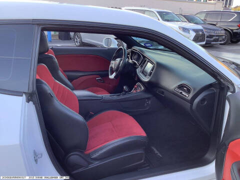 2015 Dodge Challenger SRT 392