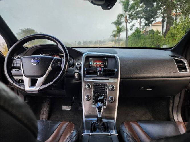 2015 Volvo XC60