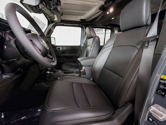 2025 Jeep Gladiator High Tide