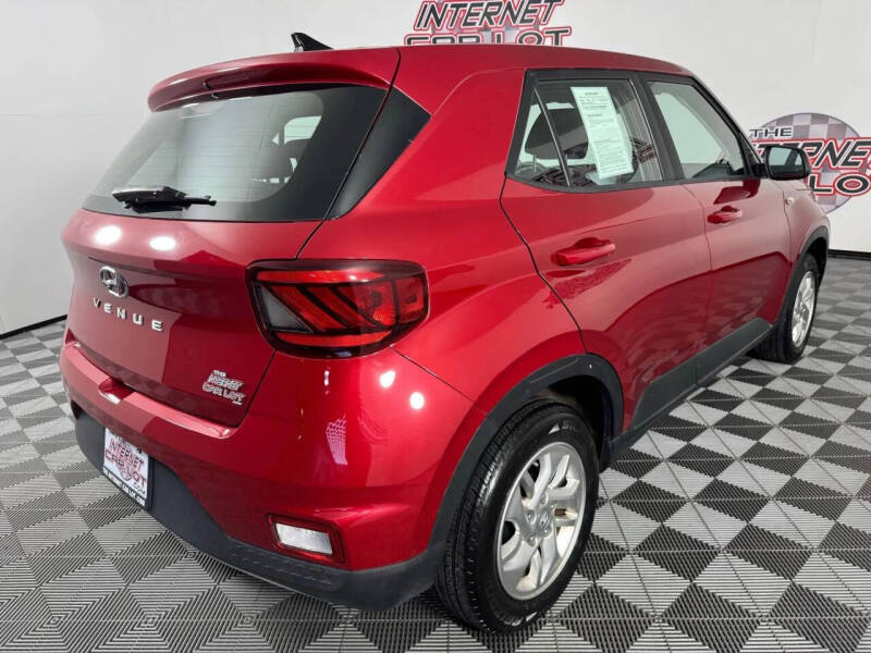 2022 Hyundai Venue SE