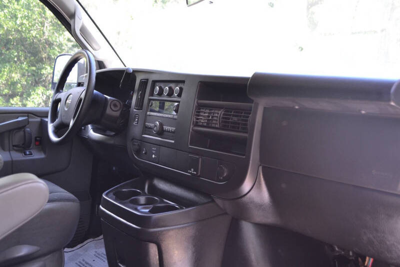 2019 GMC Savana 2500