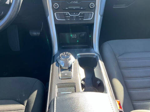 2019 Ford Fusion SE