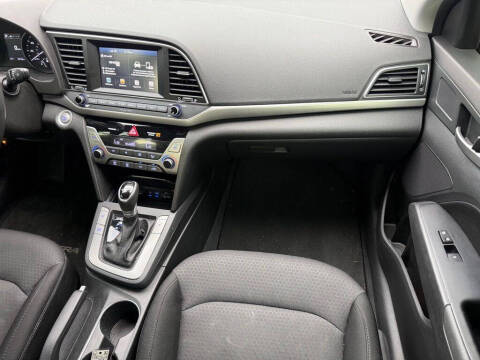 2018 Hyundai Elantra
