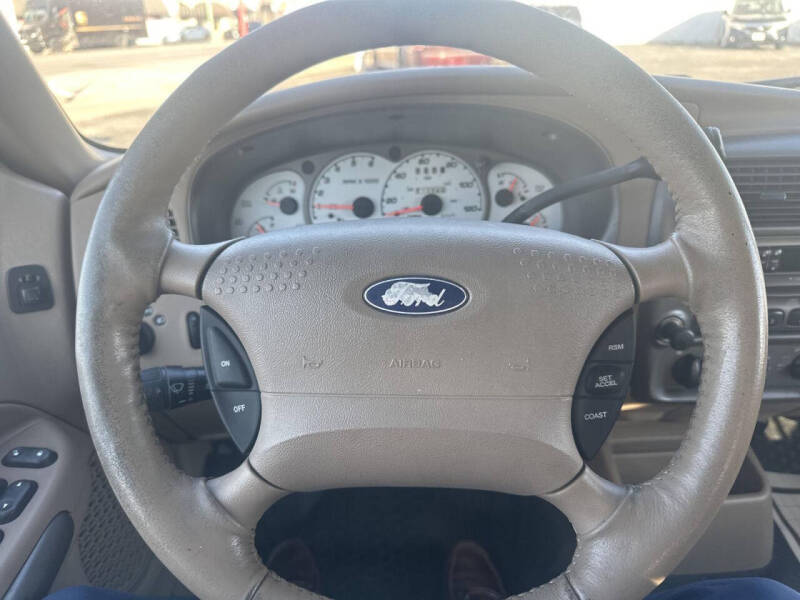 2001 Ford Explorer Sport Trac