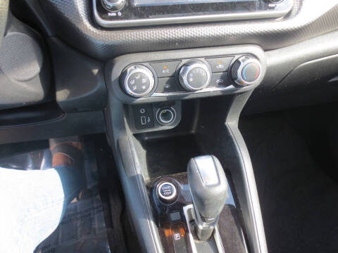 2020 Nissan Kicks S