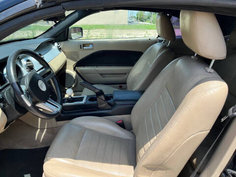 2005 Ford Mustang GT Premium