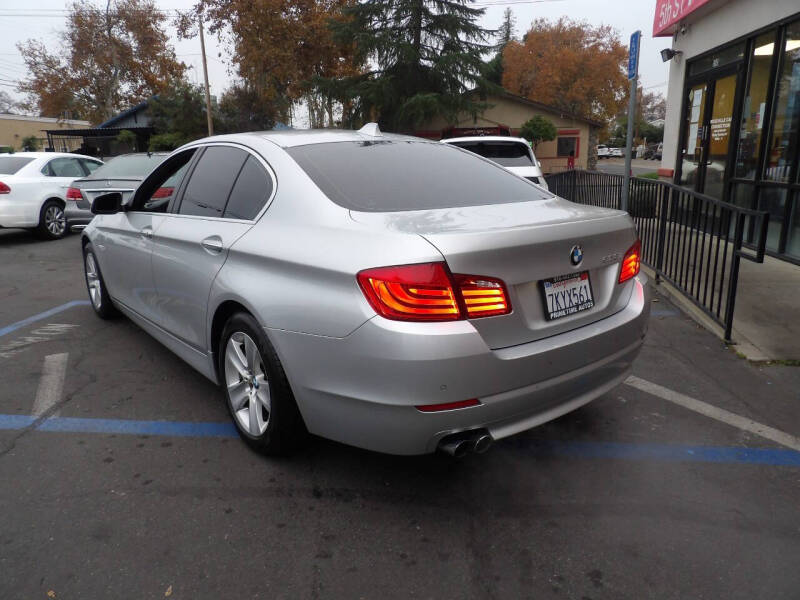 2012 BMW 5 Series 528i