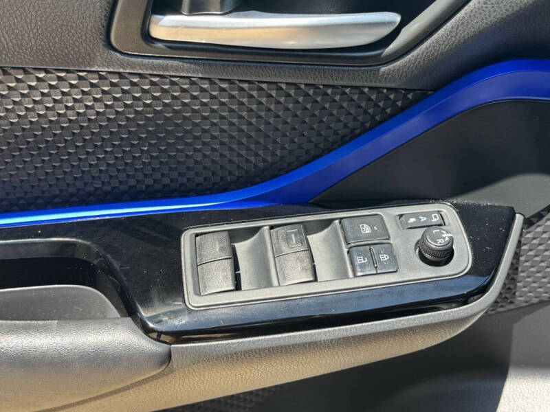 2020 Toyota C-HR XLE
