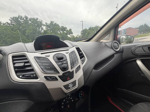 2011 Ford Fiesta SE