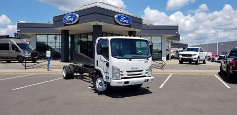 2022 Isuzu NRR