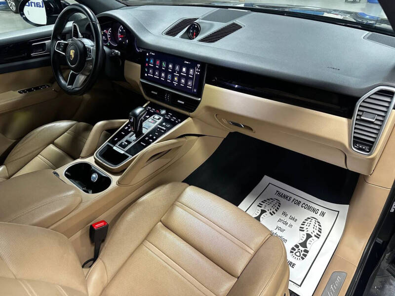 2022 Porsche Cayenne