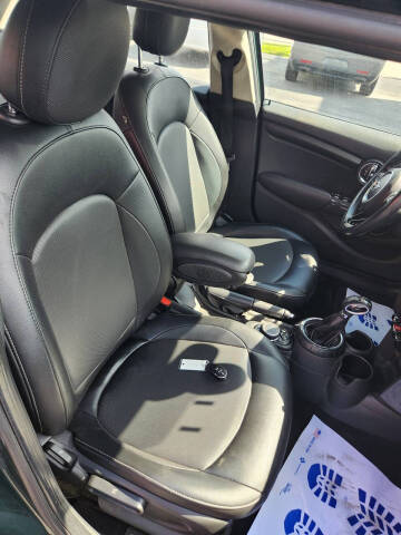 2015 MINI Hardtop 4 Door Cooper