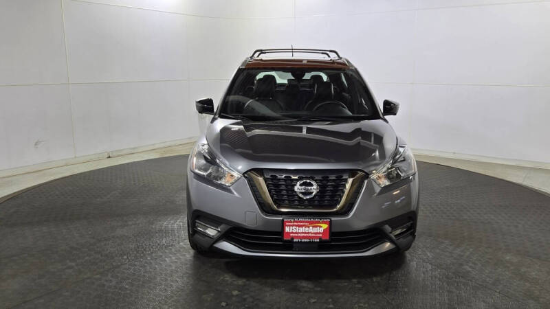 2020 Nissan Kicks SR