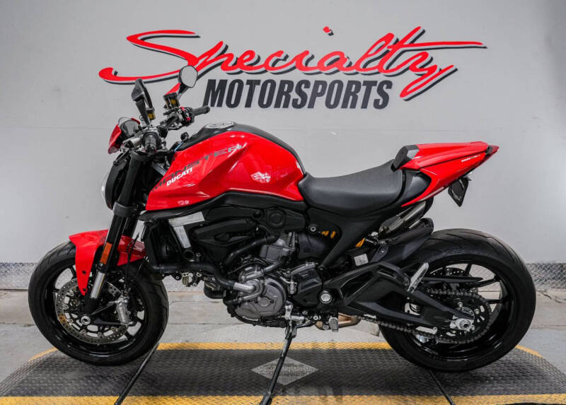 2021 Ducati Monster