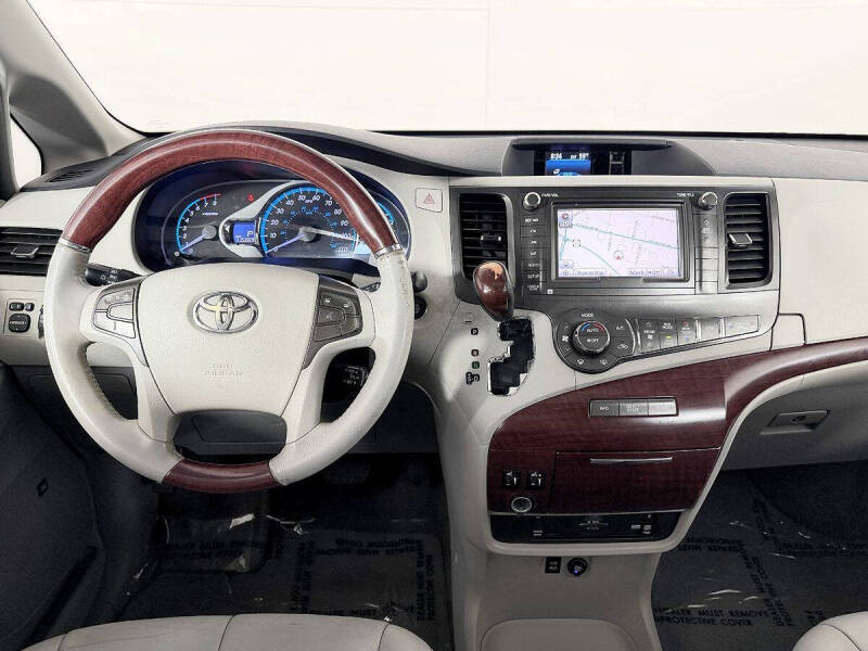 2013 Toyota Sienna