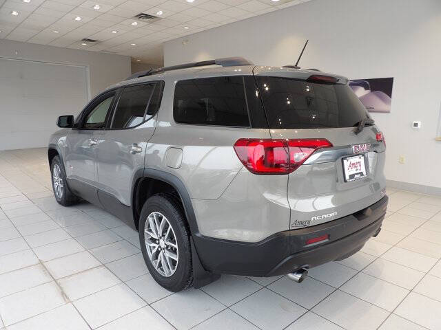 2019 GMC Acadia SLE-2