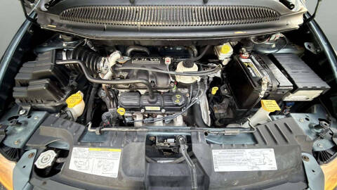 2005 Dodge Grand Caravan SE