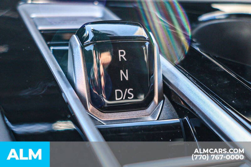 2025 Volkswagen Atlas Cross Sport SE