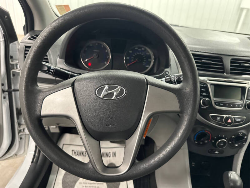 2017 Hyundai Accent SE