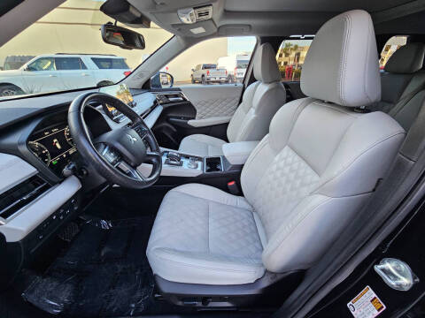 2024 Mitsubishi Outlander PHEV SEL Platinum Edition