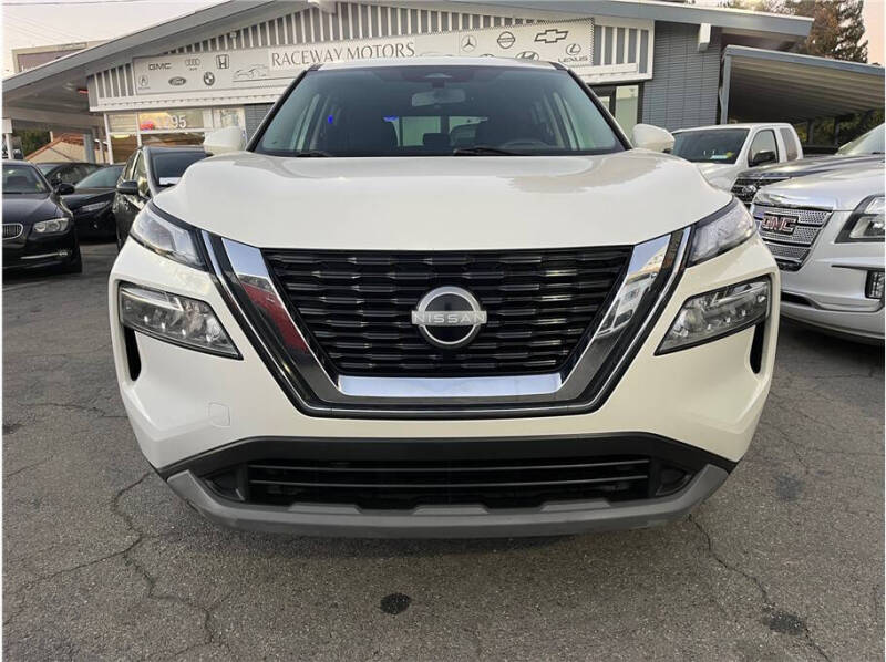 2022 Nissan Rogue SV