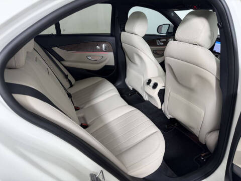 2017 Mercedes-Benz E-Class E 300 4MATIC