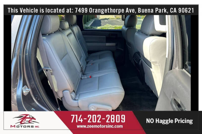 2016 Toyota Sequoia SR5