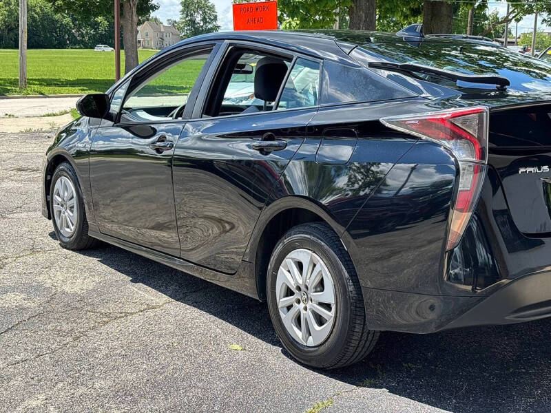 2016 Toyota Prius Two