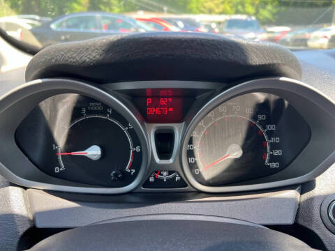 2011 Ford Fiesta SES