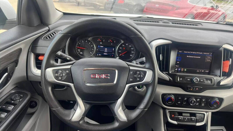 2022 GMC Terrain SLE photo 32