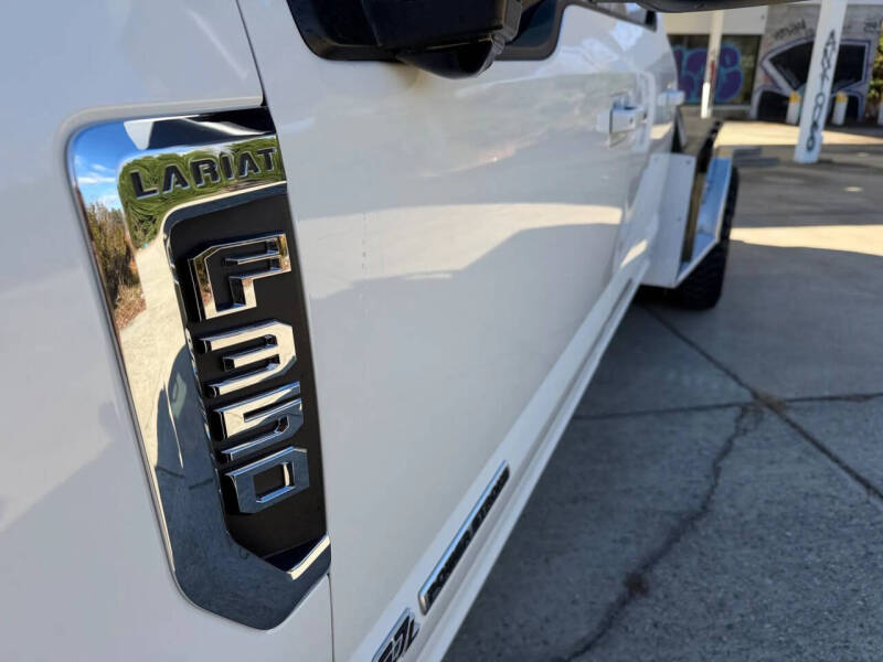 2020 Ford F-350 Super Duty Lariat