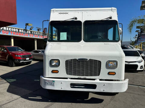 2011 Freightliner MT55 Chassis