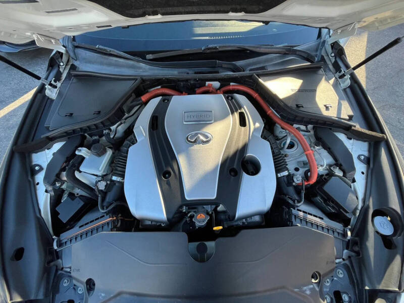 2015 Infiniti Q50 Hybrid Premium