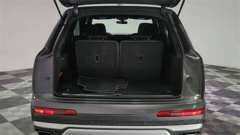 2025 Audi Q7 quattro Premium 45 TFSI