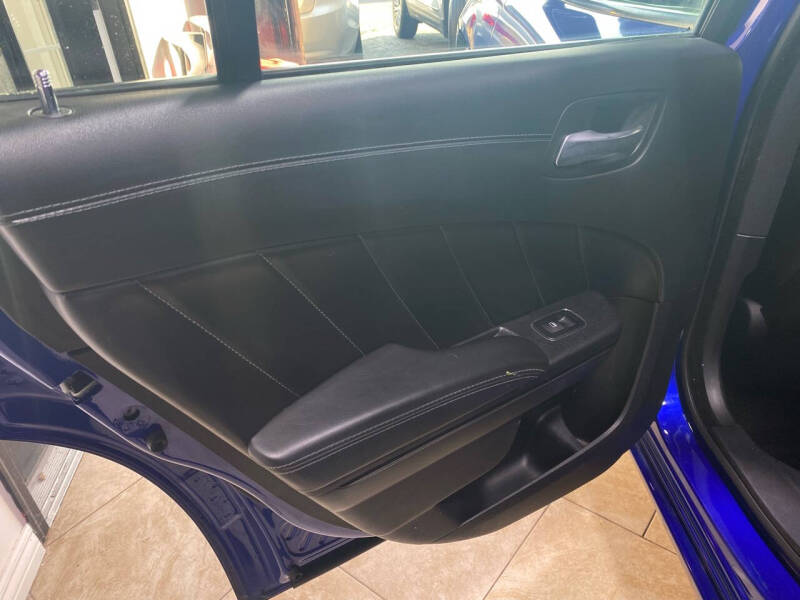 2020 Dodge Charger SXT