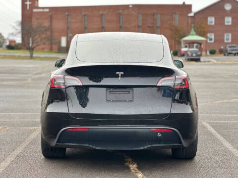 2025 Tesla Model Y Long Range