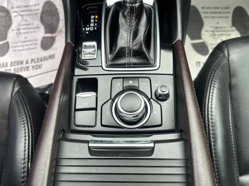 2018 Mazda MAZDA3 Touring