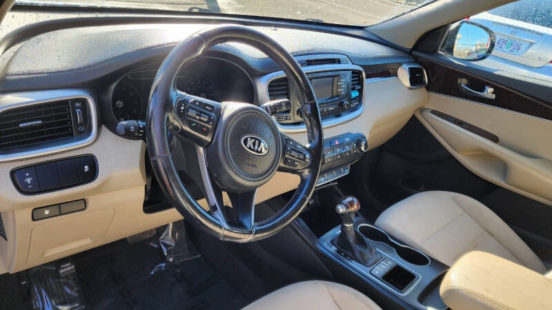 2016 Kia Sorento LX V6