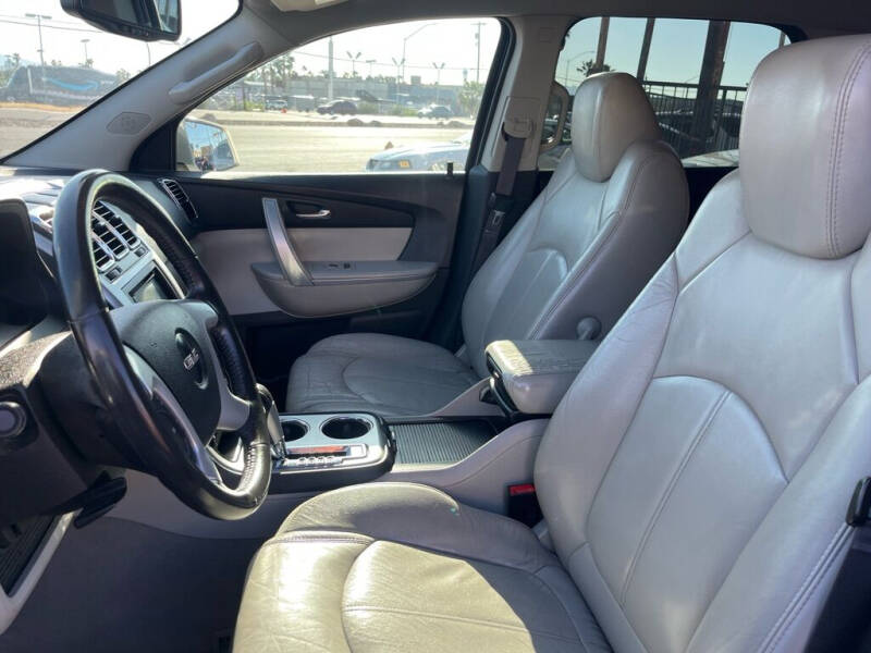 2011 GMC Acadia SLT-1