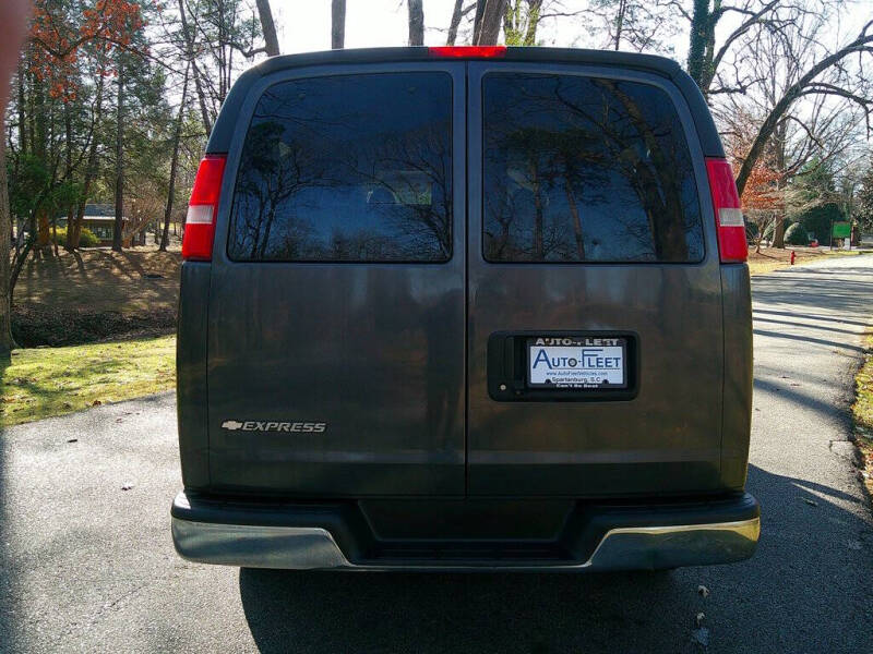 2017 Chevrolet Express LT 3500