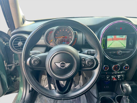 2017 MINI Hardtop 4 Door Cooper