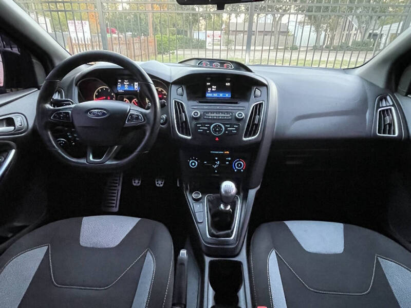 2016 Ford Focus ST