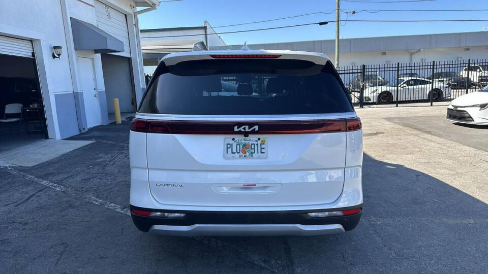 2024 Kia Carnival for sale at The Rock Fleet MGMT LLC in Naples, FL