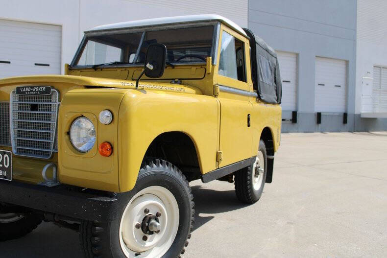 1979 Land Rover Santana