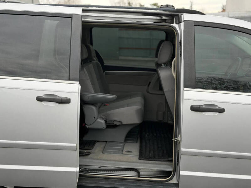 2009 Volkswagen Routan