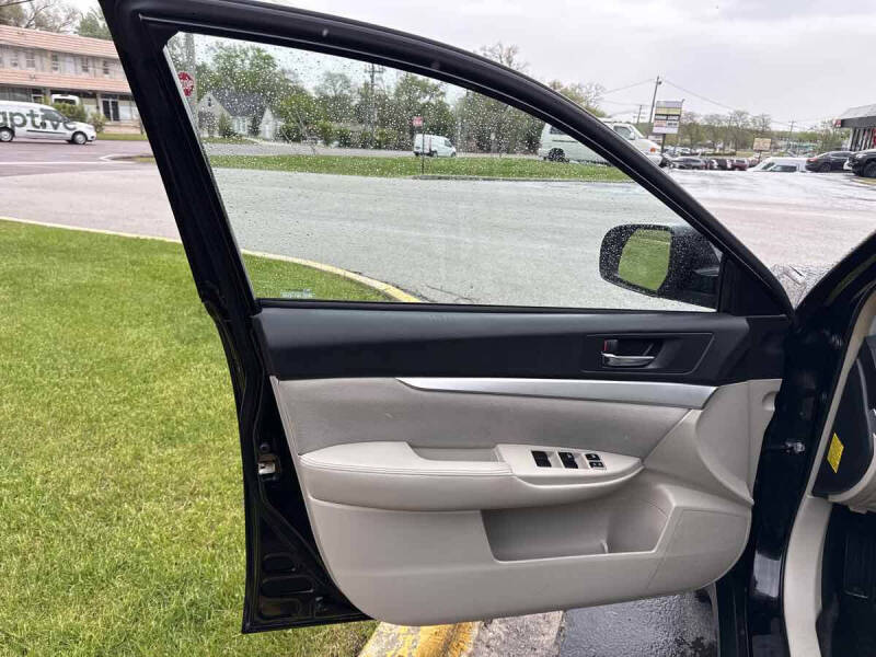 2012 Subaru Outback 2.5i