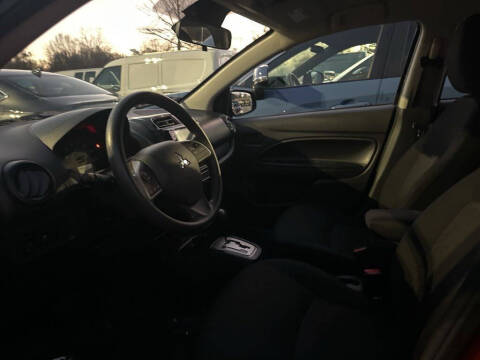 2024 Mitsubishi Mirage ES