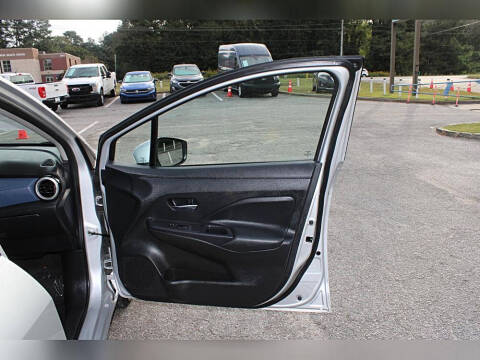 2023 Nissan Versa SV